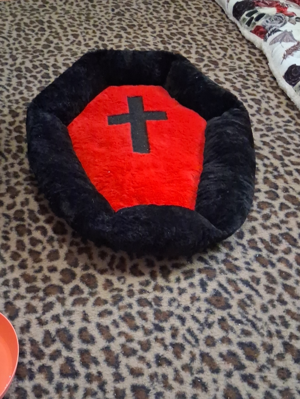 Goth Dog/cat Bed